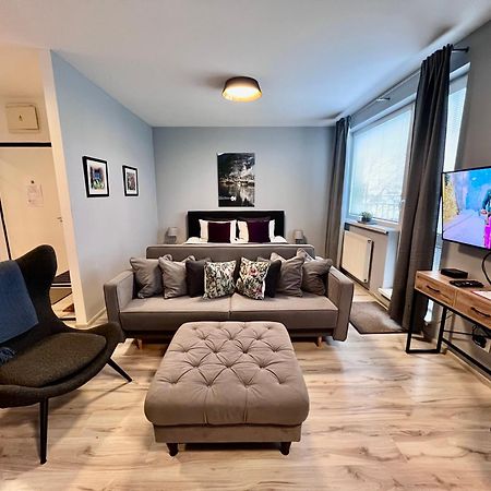 Bl - The Executive Suite, Boru - 24Hr Self Check-In, Free Private Parking, Balcony With Mountain View, 5 Minute Walk To City Center Banská Bystrica Buitenkant foto